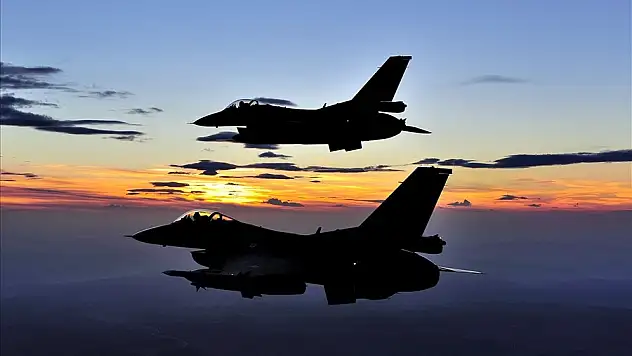 IRAK'IN KUZEYİNDEKİ GARA'DA 'PENÇE KARTAL-2 HAREKATI' BAŞLATILDI