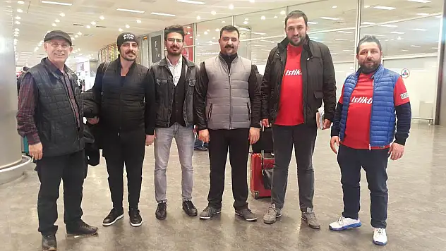 İsrail'de gözaltına alınan Türk işadamları yurda döndü