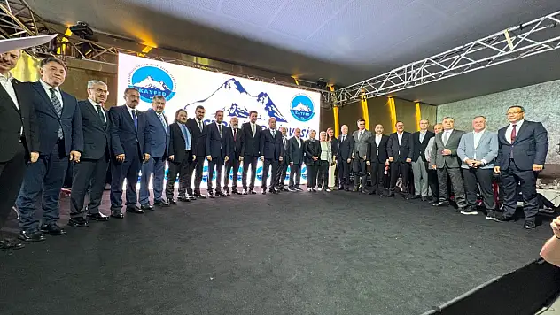 İstanbul'da 8'inci Kayserililer Zirvesi gerçekleşti