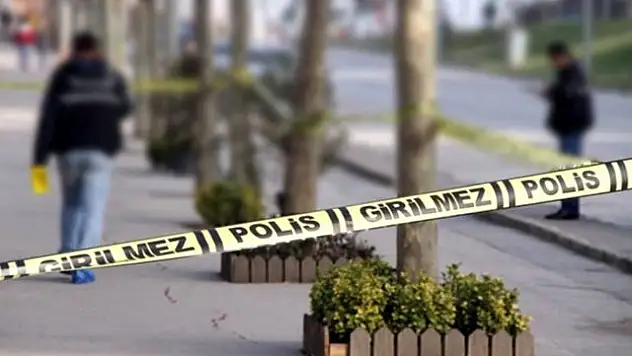 İSTANBUL'DA KORONAVİRÜS HASTASI İNTİHAR ETTİ