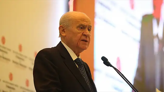 İstanbul'da MHP Lideri Bahçeli'ye Otel Aranıyor
