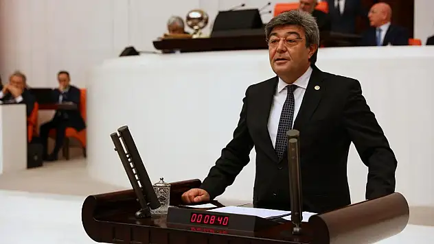 İYİ PARTİ KAYSERİ MİLLETVEKİLİ DURSUN ATAŞ, ÇÜRÜMEYE TERKEDİLEN PROJEYİ BAKAN'A SORDU