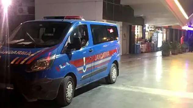 İZMİR'DE PEŞ PEŞE CİNAYET! 2 KİŞİYİ ÖLDÜRDÜ, 1 POLİSİ YARALADI