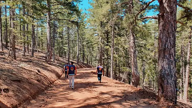 JANDARMADAN ORMAN YANGINLARINA KARŞI BİLGİLENDİRME ÇALIŞMASI