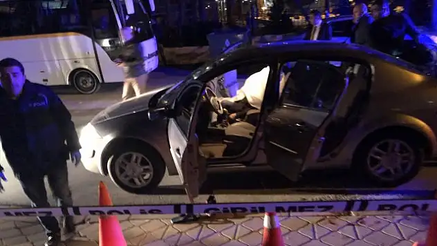 Kadın Polis, Polis Nişanlısını Tabancayla Vurup İntihar Etti