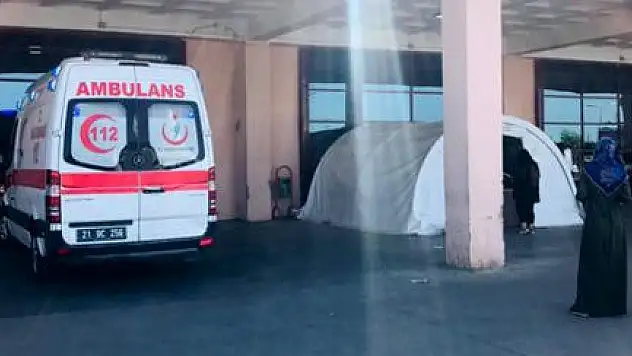 KADININ EVE ÇAĞIRDIĞI BERBER, KOCASININ SONU OLDU