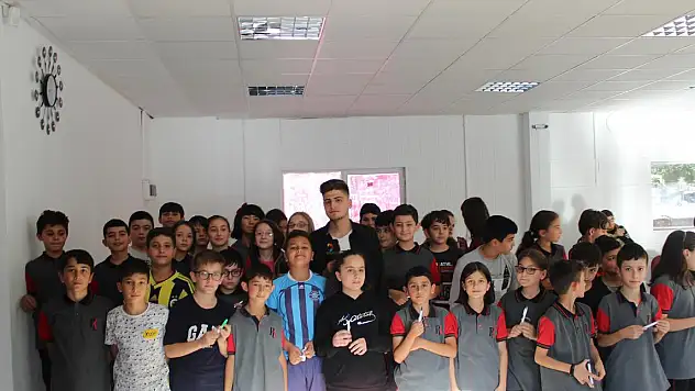 KALEM KILIÇTAN KESKİNDİR