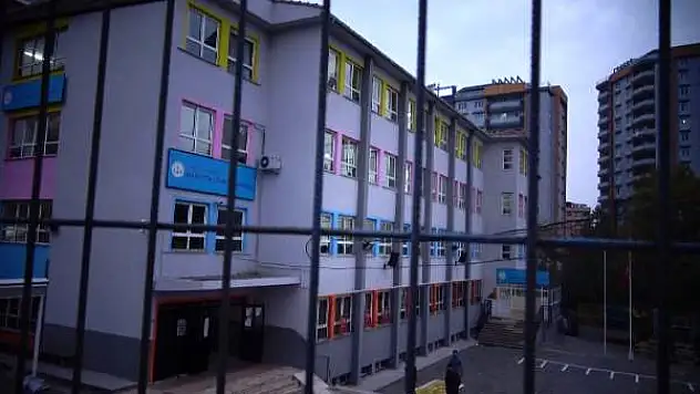 KANTİNDEKİ EKMEKTEN UYUŞTURUCU ÇIKTI İDDİASI!