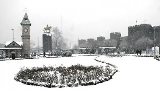 Kar yağışı Pazartesine kadar devam edecek