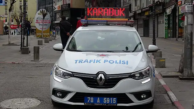 KARABÜK EMNİYET MÜDÜRLÜĞÜ'NDEN ANLAMLI UYGULAMA 'EVDE KAL KARABÜK'