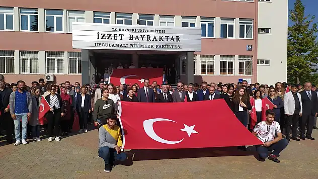 KARAMUSTAFA: 'SAHADA KAZANDIĞIMIZ ZAFERİ MASAYA TAŞIDIK'