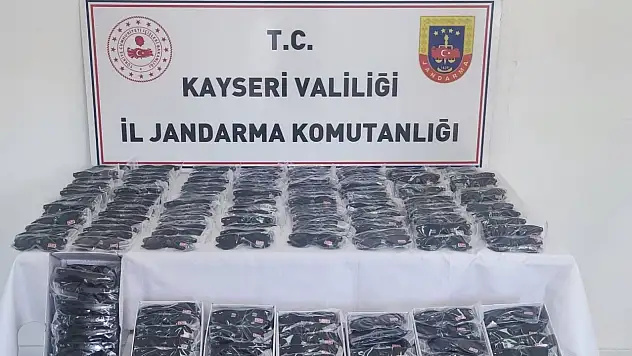 Kargo yolu ile 3 milyon TL'lik kaçak gözlüğe jandarma operasyonu