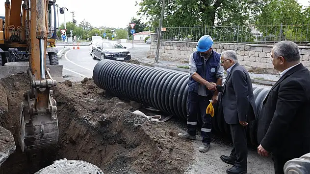KASKİ'den Erenköy Mahallesi'ne bin 800 metrelik yağmur suyu hattı