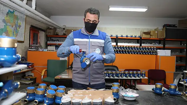 KASKİ, ESKİYEN SU SAYAÇLARINI YENİLİYOR