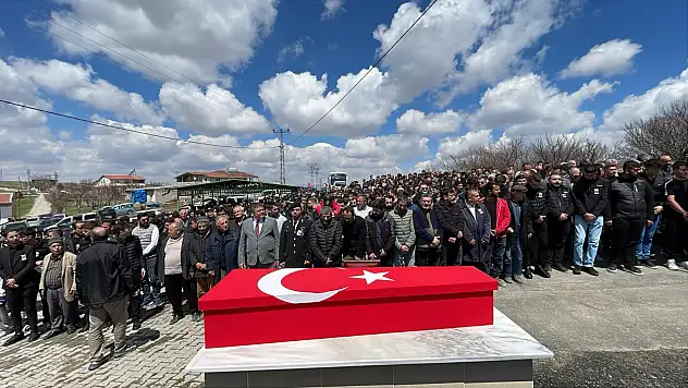 Kastamonu'da hayatını kaybeden jandarma, Kayseri'de son yolculuğuna uğurlandı