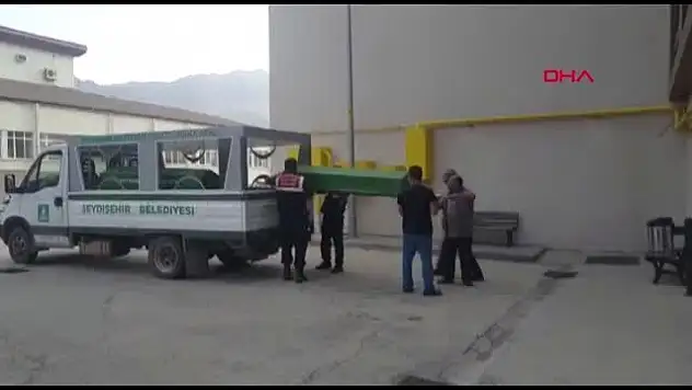 KAYIP ADAMI OĞLU ÖLDÜRÜP GÖMMÜŞ