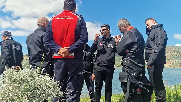 Kaymakam Öztoprak: Arama faaliyetleri için 51 personel, 13 dalgıç, 6 bot görevde