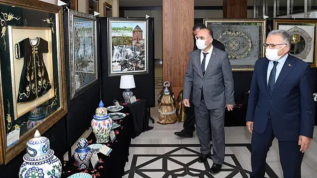 KAYMEK'İN SANAT SERGİSİ'NE YOĞUN İLGİ