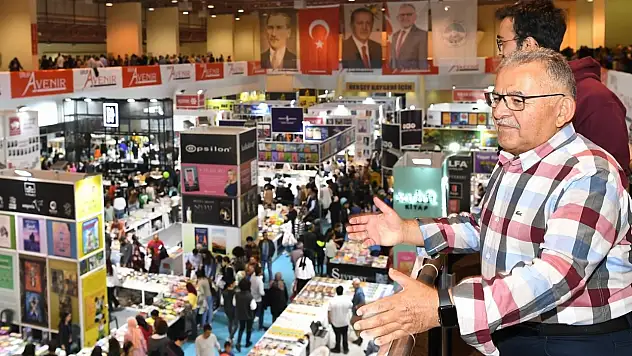 Kayseri Büyükşehir'den Kitap Fuarı'na 'ücretsiz ulaşım' desteği