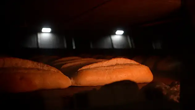 Kayseri Büyükşehir, günde 100 bini aşan ekmek üretiyor