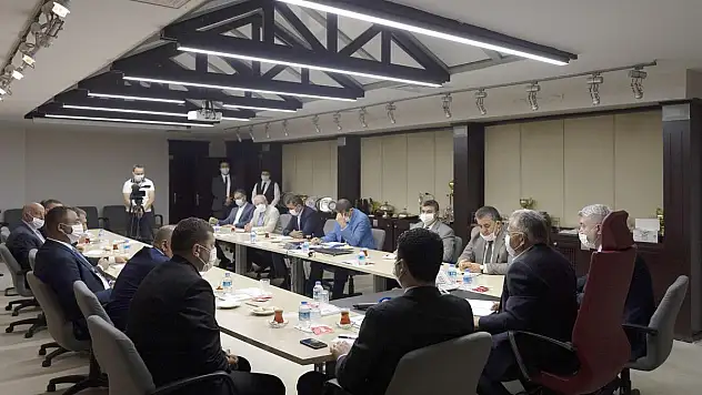 KAYSERİ BÜYÜKŞEHİR'DE YATIRIM TOPLANTILARI DEVAM EDİYOR