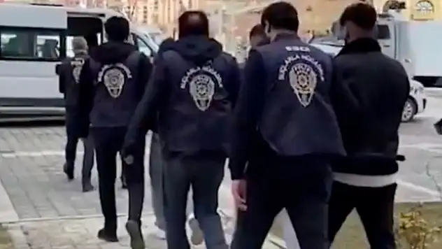 Kayseri dahil 28 ilde siber suç operasyonu: 181 kişi tutuklandı
