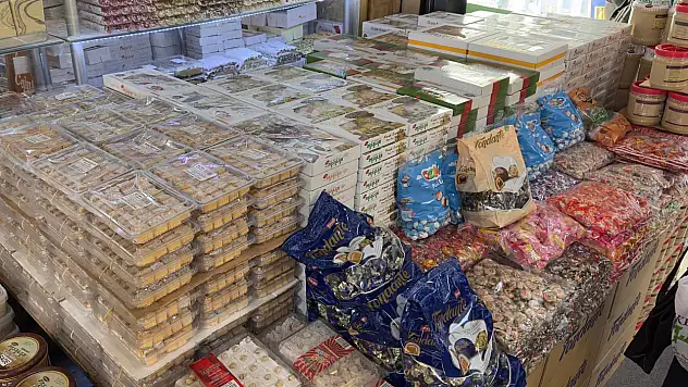Kayseri'de bayram öncesi şekercilerde tatlı yoğunluk