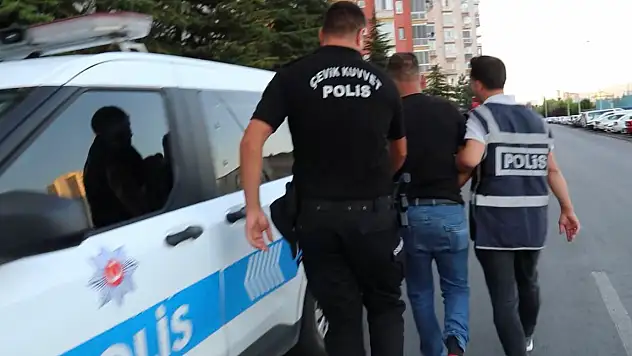 Kayseri'de eş zamanlı operasyon: 95 firari yakalandı