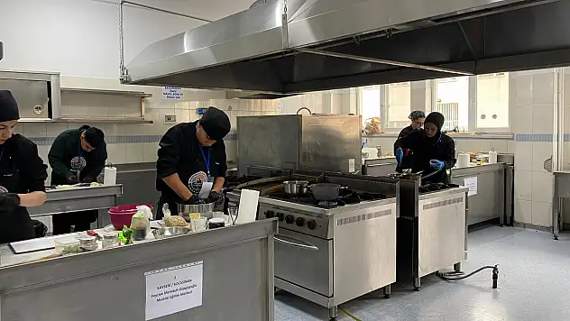 Kayseri'de gastronomi yarışması başladı