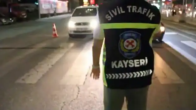 Kayseri'de huzur uygulaması: 105 aranan şahıs yakalandı