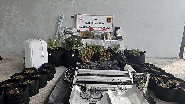 Kayseri'de jandarmadan uyuşturucu operasyonu