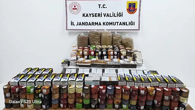 Kayseri'de kaçak tütün operasyonu: 121,5 kilo nargile tütünü ele geçirildi