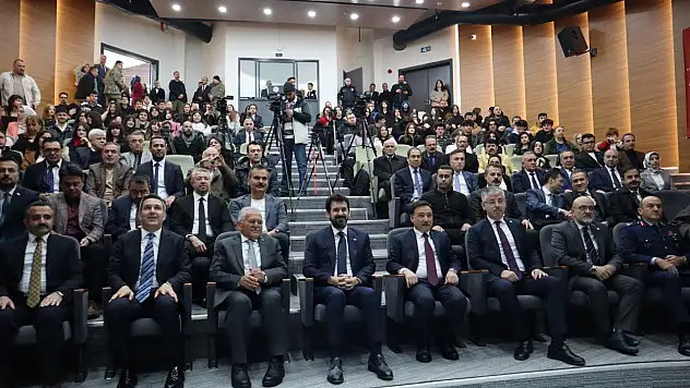 Kayseri'de kütüphaneler 'yaşam merkezine' dönüşüyor