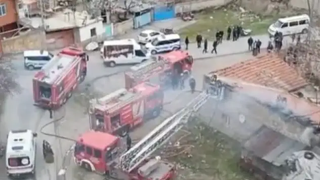 Kayseri'de müstakil evde yangın! Dumandan etkilenen çocuğun durumu iyi