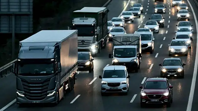 Kayseri'de nisan ayı trafiğe kayıtlı araç sayısı belli oldu oldu