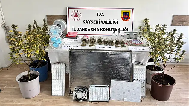 Kayseri'de uyuşturucu operasyonu: 830 gram esrar ele geçirildi
