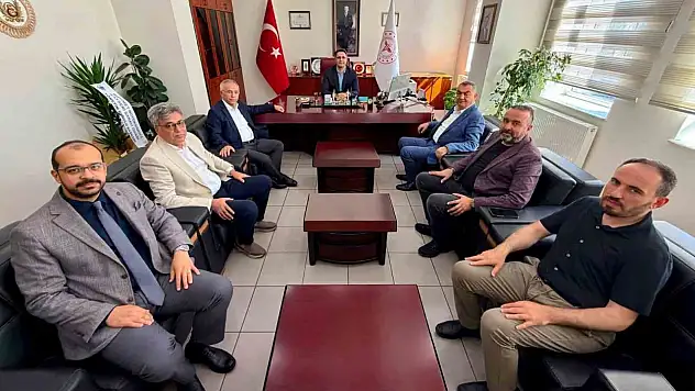 Kayseri Devlet Hastanesi'nde sağlık hizmetleri ile sanayi kuruluşları arasındaki iş birliği görüşüldü