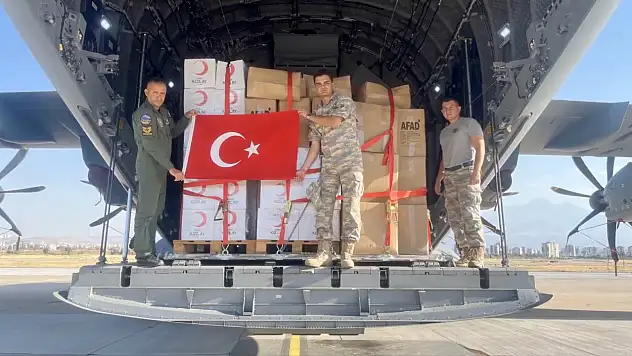 Kayseri Havalimanı'ndan Afganistan'a yardım gönderildi