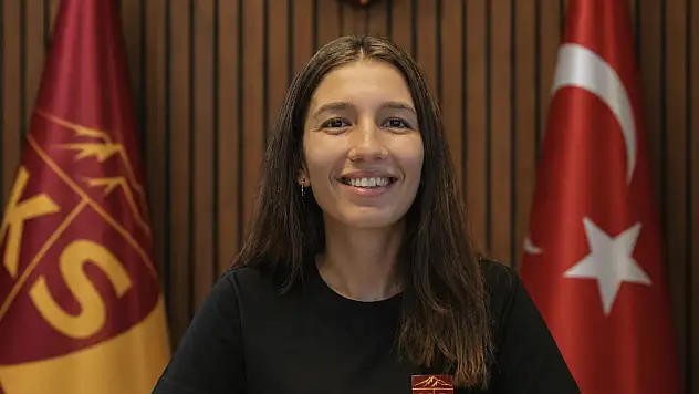 Kayseri Kadın FK'da yardımcı antrenörlük görevine Hatice Karakaya getirildi