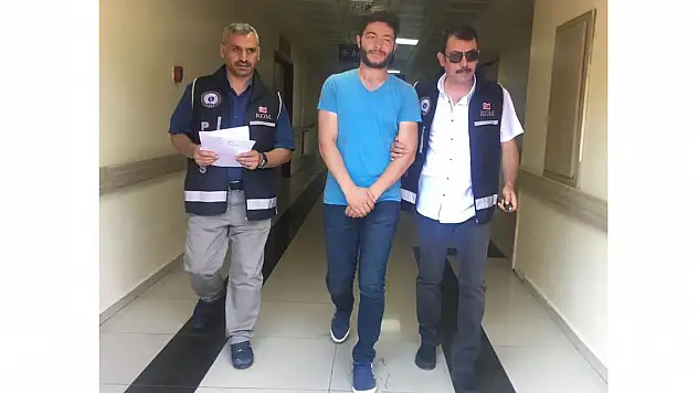 Kayseri merkezli 13 ilde FETÖ'nün mahrem yapılanmasına operasyon düzenlendi