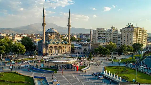 Kayseri'nin meşhur 'Gökdelen'leri yıkılıyor