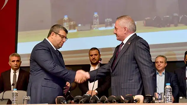 KAYSERİ OSB'DE DEVİR TESLİM TÖRENİ