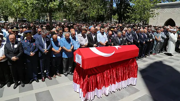 KAYSERİ, ŞEHİDİNE SON GÖREVİNİ YERİNE GETİRDİ