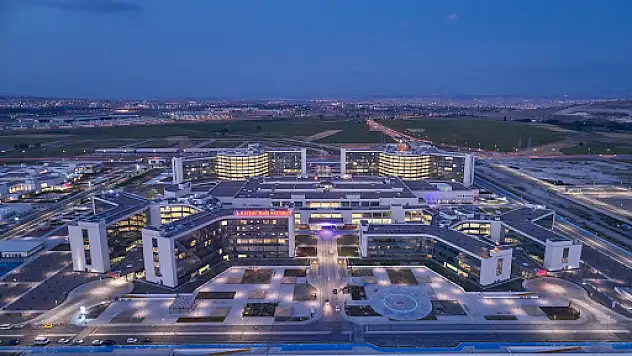 KAYSERİ ŞEHİR HASTANESİ'NDE YER DEĞİŞİKLİĞİ KRİZİ