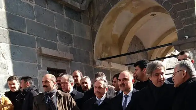 KAYSERİ ŞEHİR KÜTÜPHANESİ AÇILDI