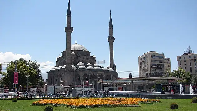 Kayseri ve ilçelerinde Kurban Bayramı namaz saatleri