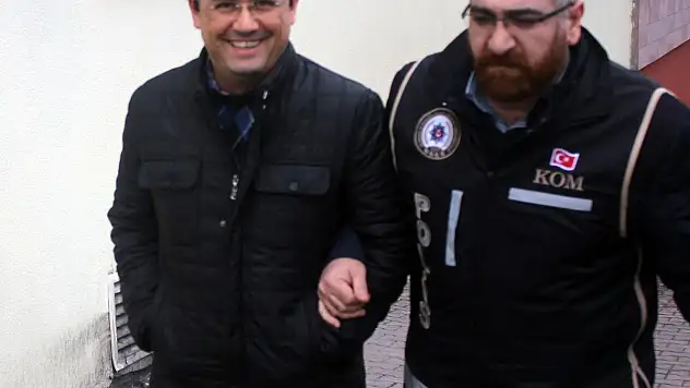 Kayseri'de 12 FETÖ gözaltısı
