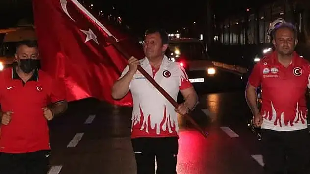 KAYSERİ'DE 15 TEMMUZ ŞEHİTLERİ SANCAK KOŞUSU
