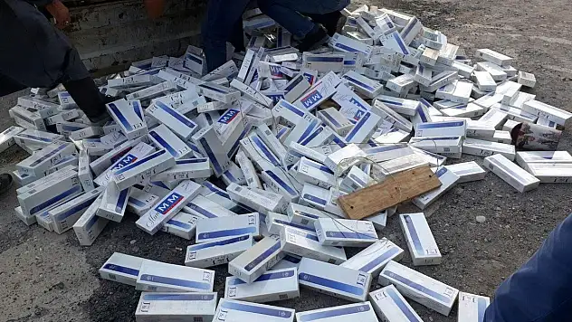 Kayseri'de 2 bin 220 paket kaçak sigara ele geçirildi