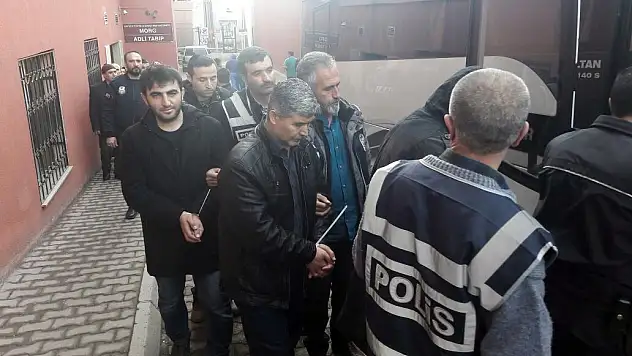 Kayseri'de 20 polis mahkemeye sevk edildi